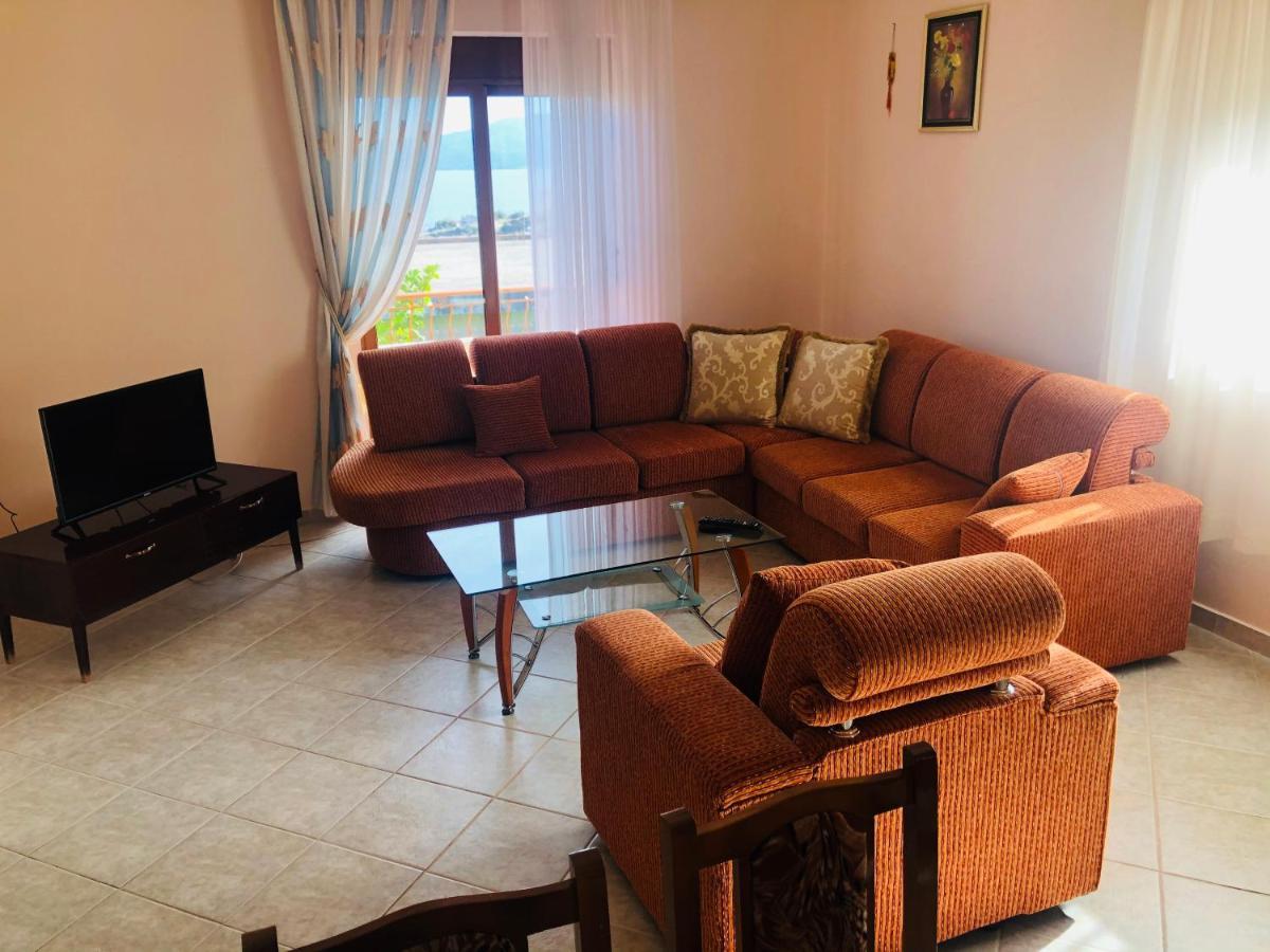Comfort Guest Rooms Vila Hm Sarandë Eksteriør billede