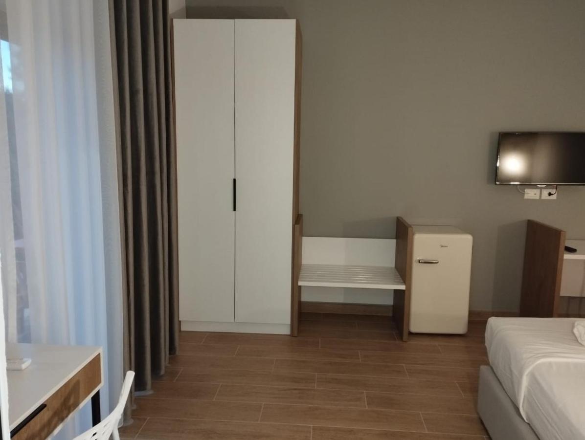 Comfort Guest Rooms Vila Hm Sarandë Eksteriør billede