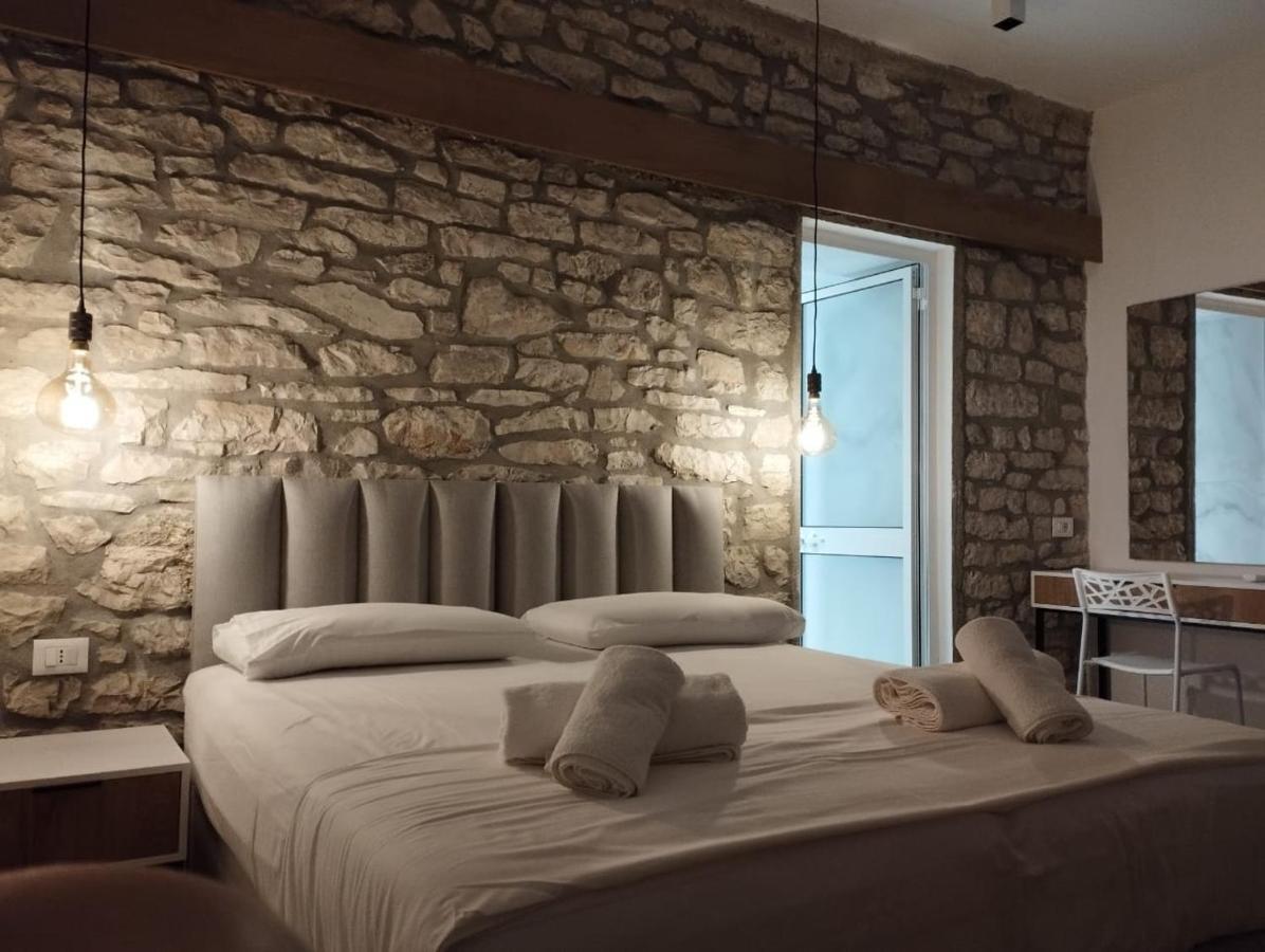 Comfort Guest Rooms Vila Hm Sarandë Eksteriør billede