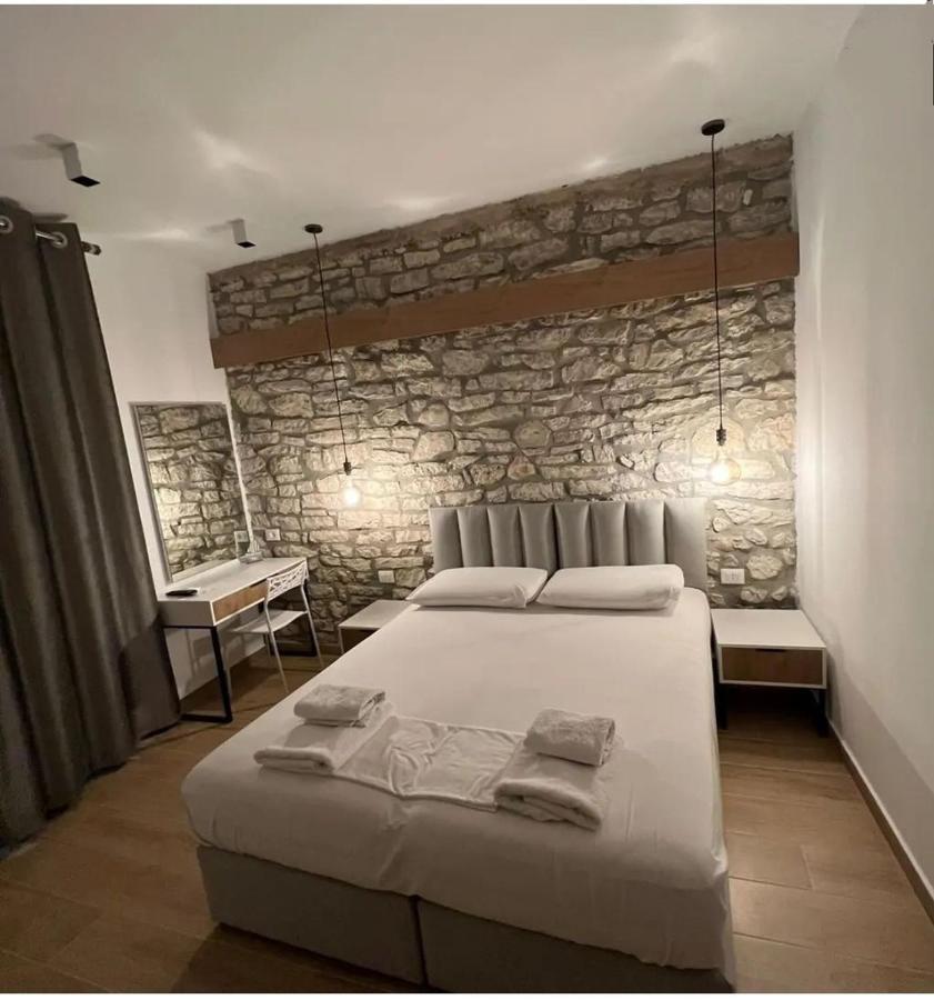 Comfort Guest Rooms Vila Hm Sarandë Eksteriør billede