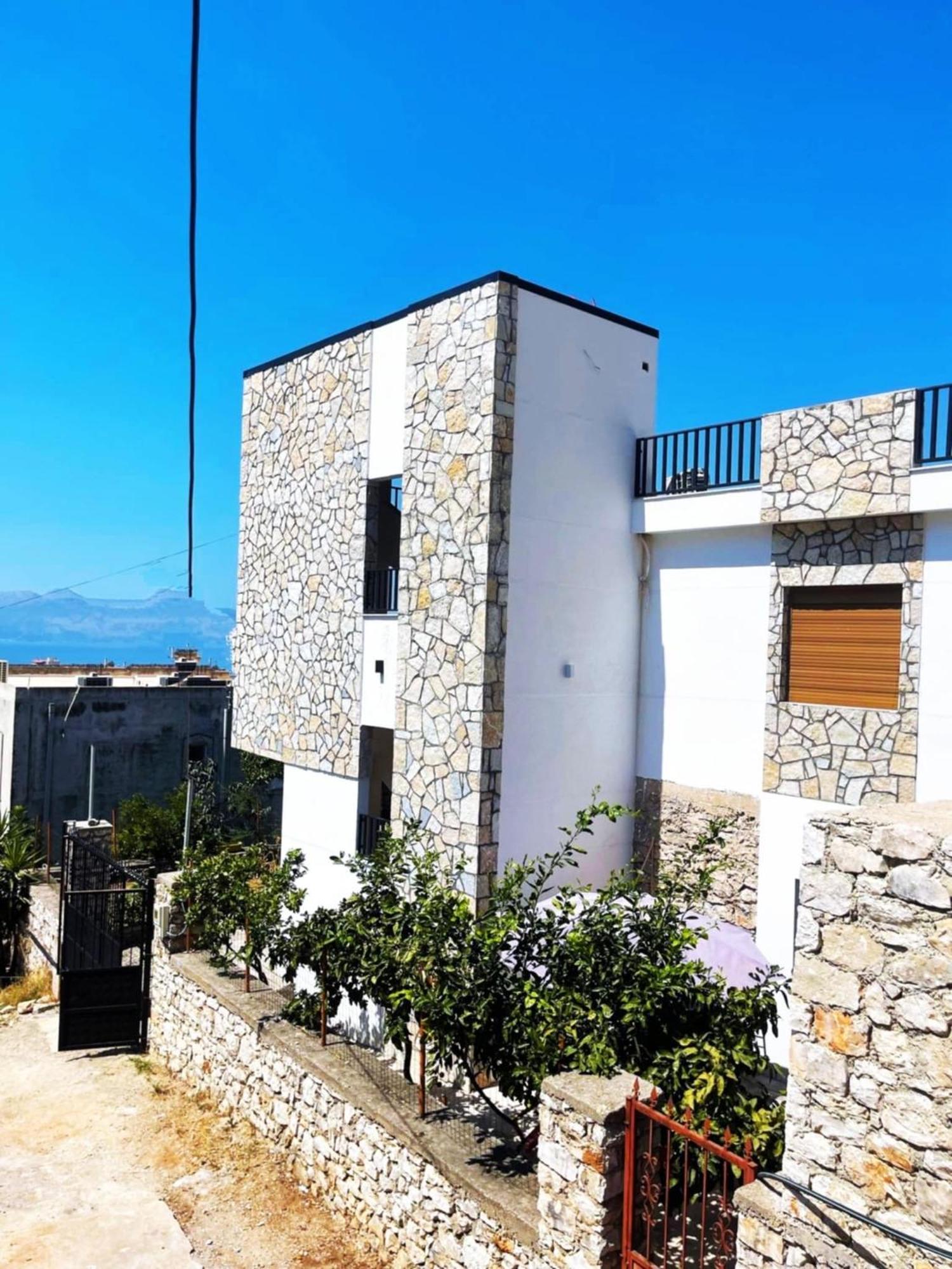 Comfort Guest Rooms Vila Hm Sarandë Eksteriør billede