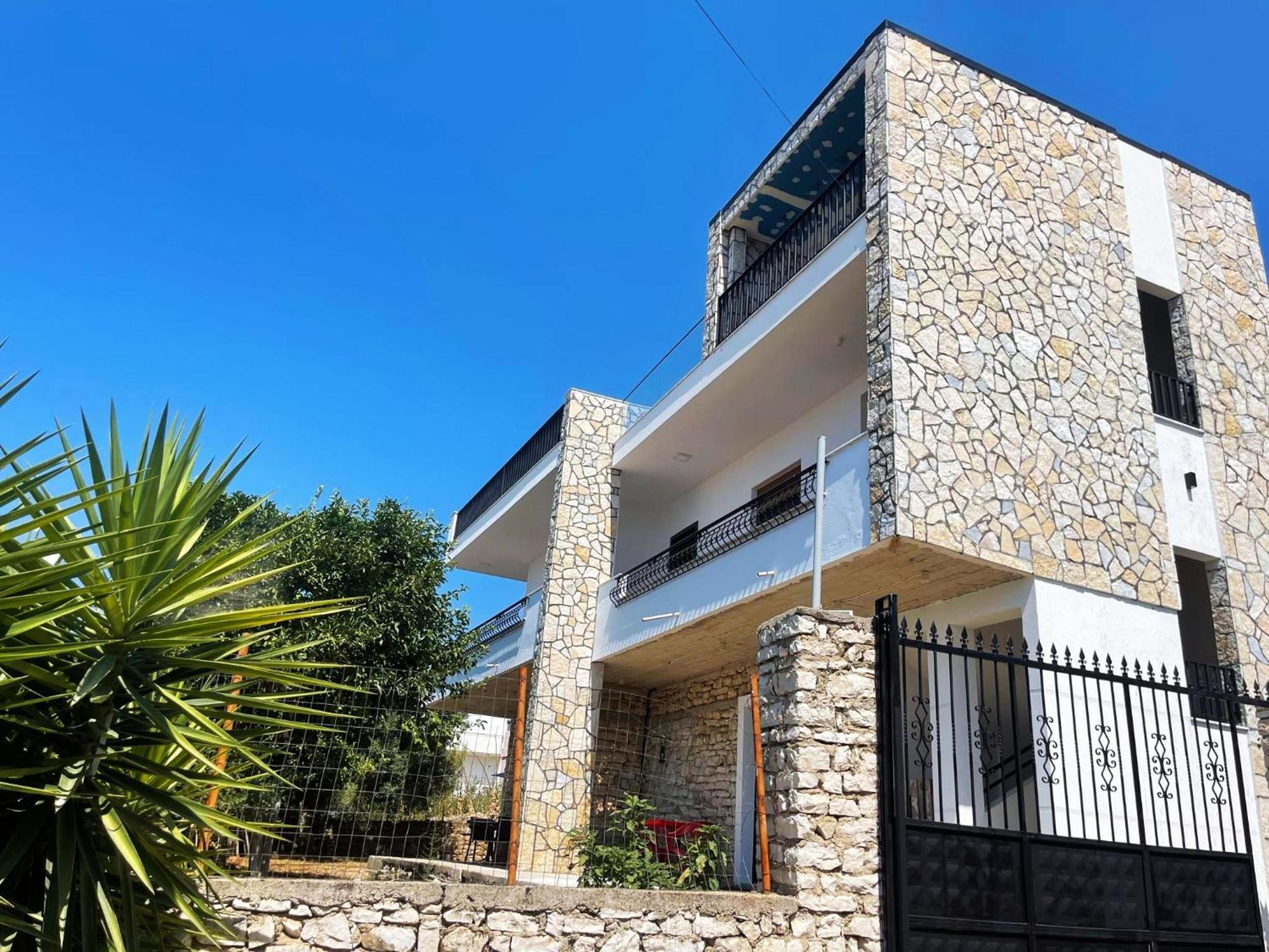 Comfort Guest Rooms Vila Hm Sarandë Eksteriør billede