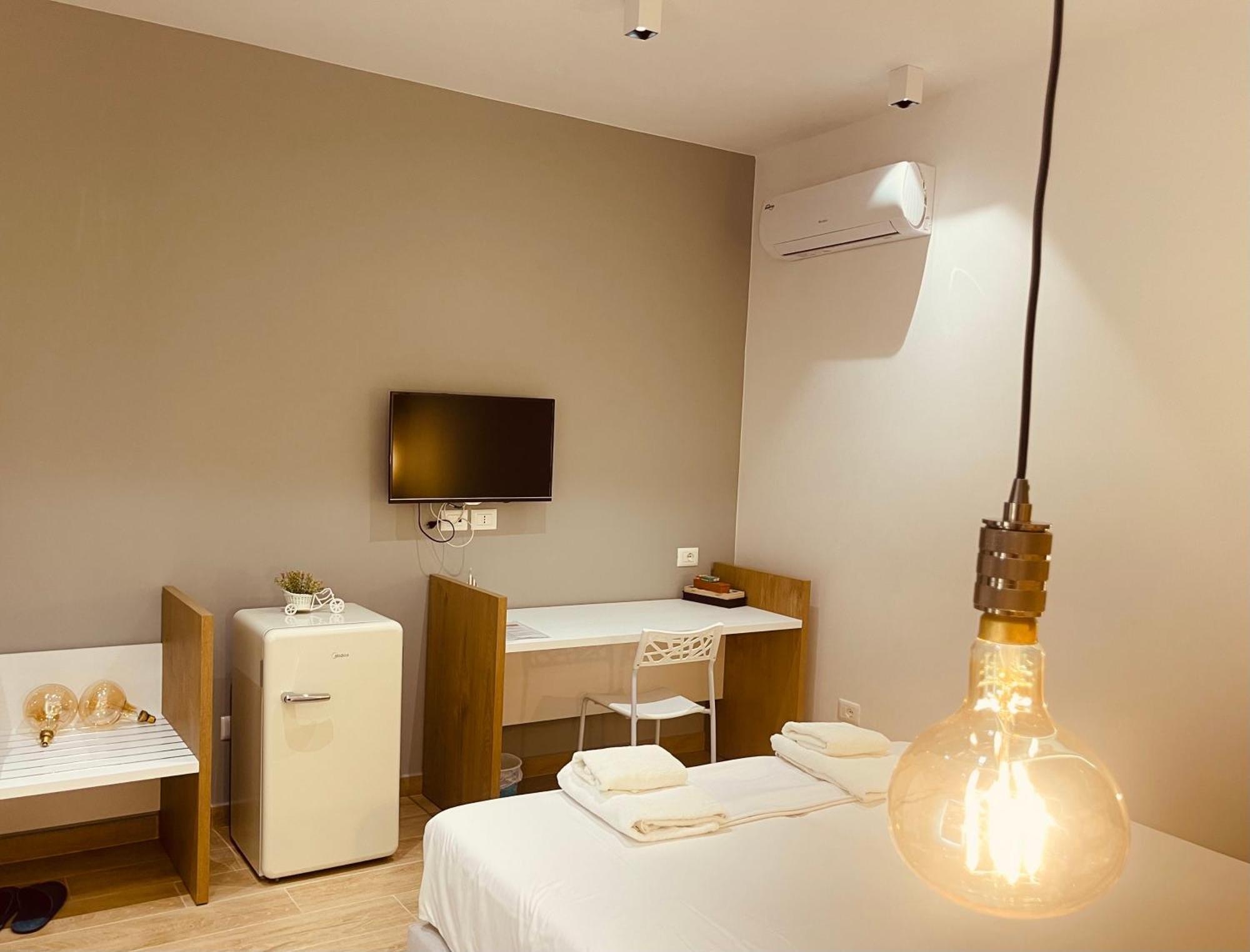 Comfort Guest Rooms Vila Hm Sarandë Eksteriør billede