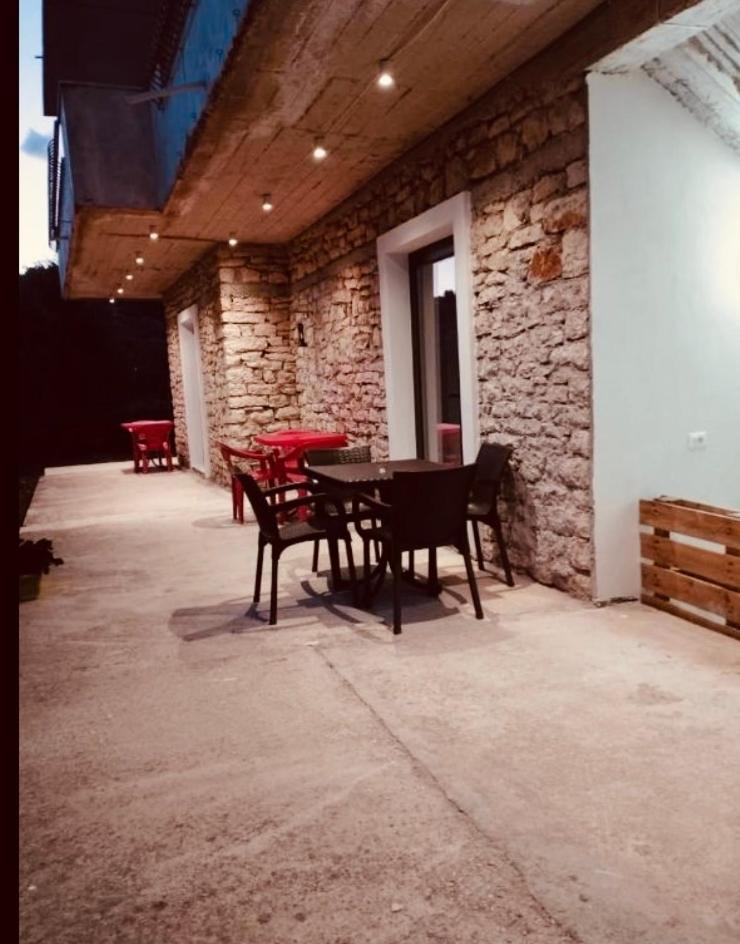 Comfort Guest Rooms Vila Hm Sarandë Eksteriør billede
