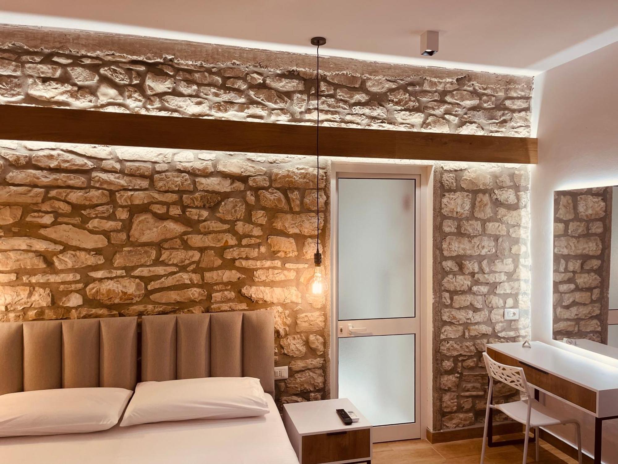 Comfort Guest Rooms Vila Hm Sarandë Eksteriør billede